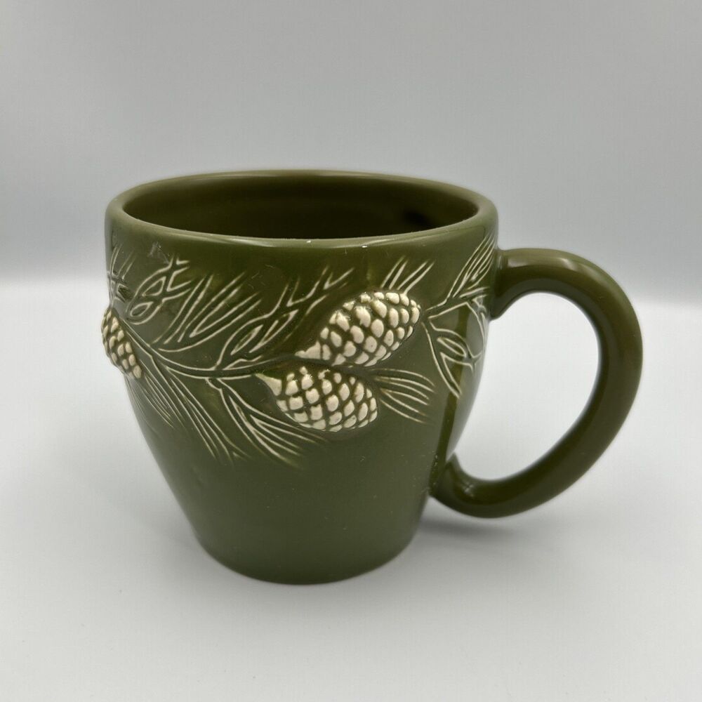 Rare Bath And Body Works 3D Pinecone Jumbo Green White Embossed Mug